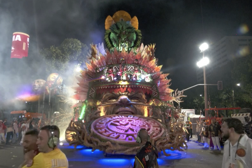 Brazilska škola sambe veliča domorodačke Yanomami na karnevalima u Riju