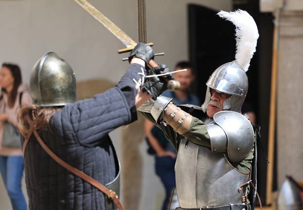 Stoljećima stara tradicija pucanja iz kubura na Uskrsni ponedjeljak u Velikom Taboru