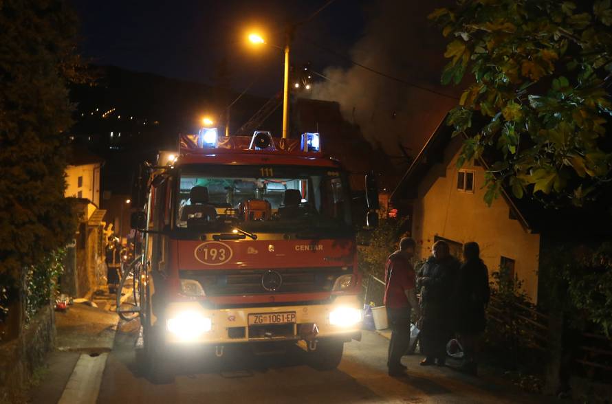Brzo reagirali: Planula kuća u Zagrebu, nitko nije ozlijeđen