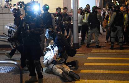 Novi prosvjedi u Hong Kongu, bune se svi slojevi društva...