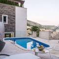 FOTO Ova vila s pogledom na Dubrovnik stoji 5 milijuna eura: Ima saunu, jacuzzi, bazen...