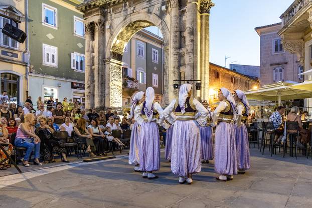 Pula: Održan festival bošnjačke kulture