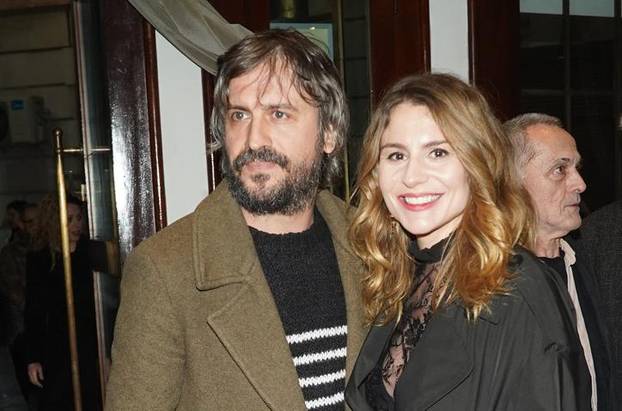 Beograd: Branislav i  Tihana Lazić Trifunović na premijeri predstave Otac