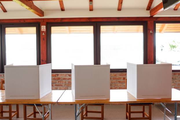 Zabok: Građani glasuju u drugom krugu lokalnih izbora