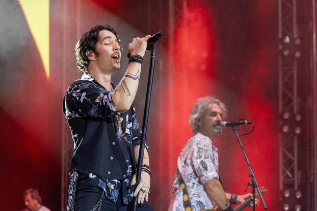 Pula: Parni valjak održao koncert u prepunoj Areni 