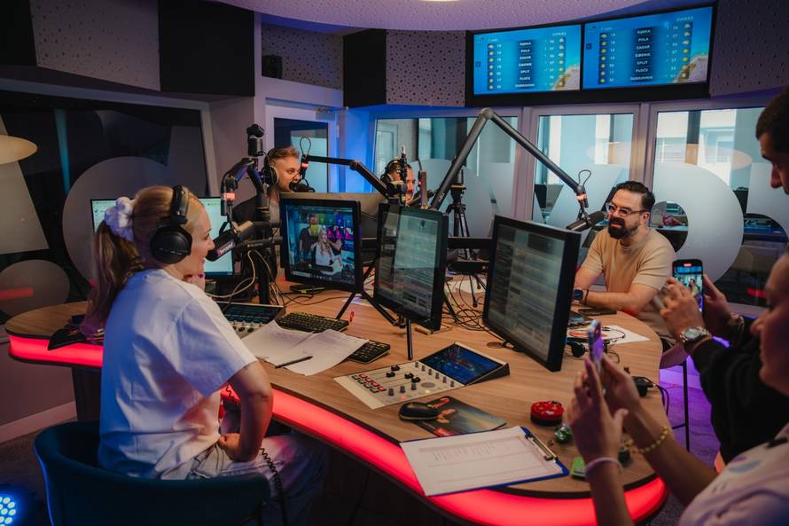 Petar Grašo je upao u studio i šokirao novu jutarnju bravo! ekipu: 'Što se ovdje događa?'