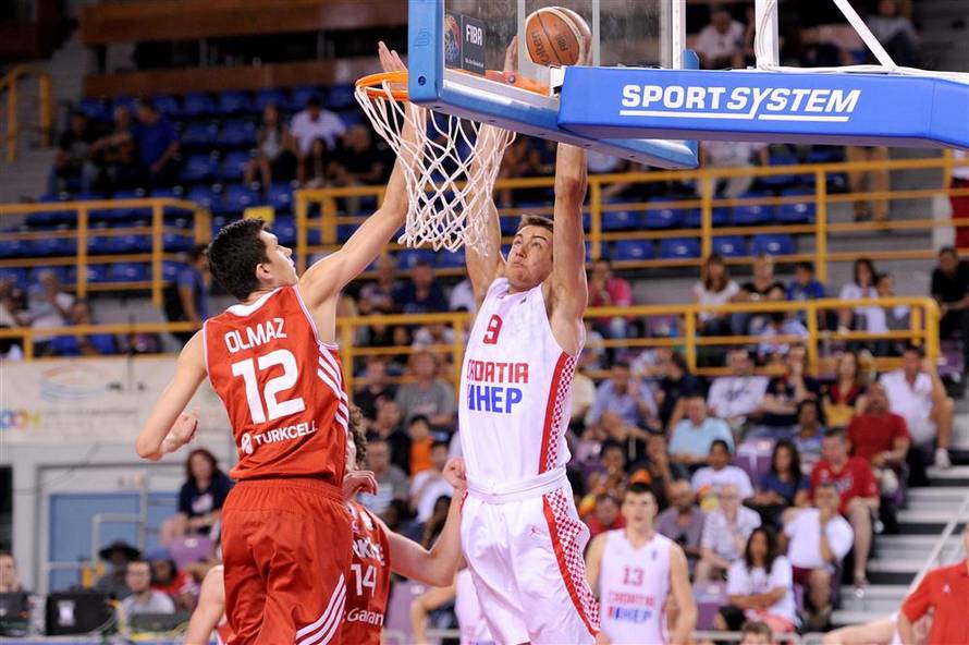 Debitant u hrvatskoj selekciji: 'Igram za Juventus, misle da sam Litavac i zovu me Ivanas'