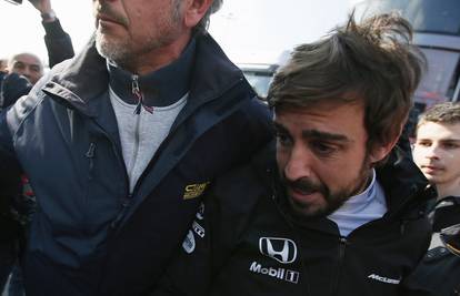 Bez ozljeda: Fernando Alonso nakon 3 dana napustio bolnicu