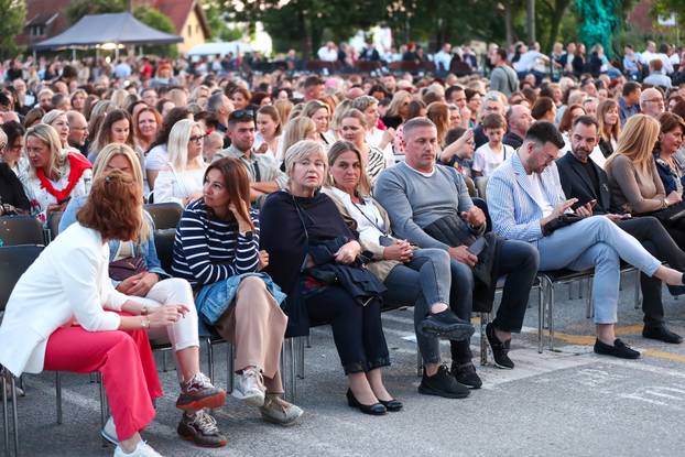 Zaprešić: Koncert u spomen na Olivera Dragojevića "Tragom Olivera"