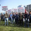 VIDEO Prosvjed protiv otkaza u Holdingu, sindikati zatražili smjene uprave: Zaustavite farsu