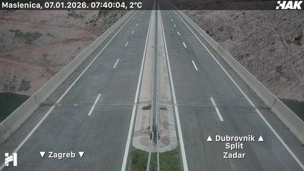 FOTO Autoceste diljem Hrvatske zametene snijegom, pogledajte