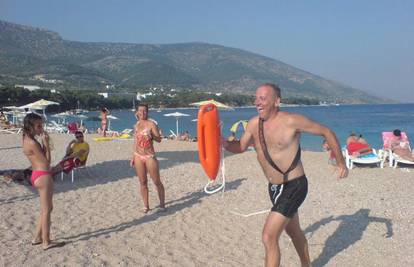 Mirko Fodor trčao plažom kao Mitch iz “Baywatcha”