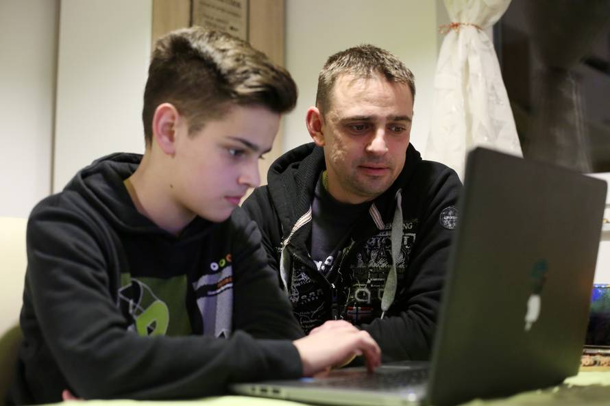 Tate od formata: 'Ručak za nas sedmero kuham od 10 ujutro'