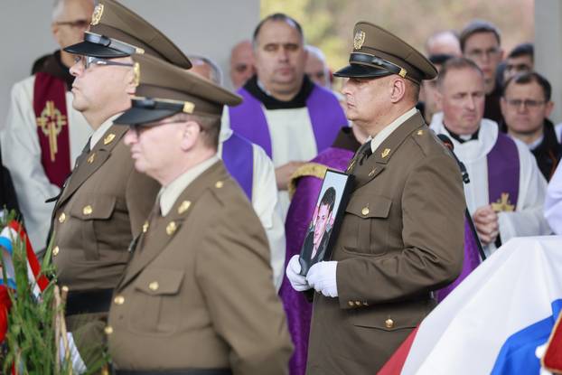 Vukovar:  Posljednji ispraćaj  Jean-Michela Nicoliera