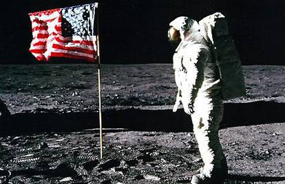 Našli originalne snimke Armstronga s Mjeseca?