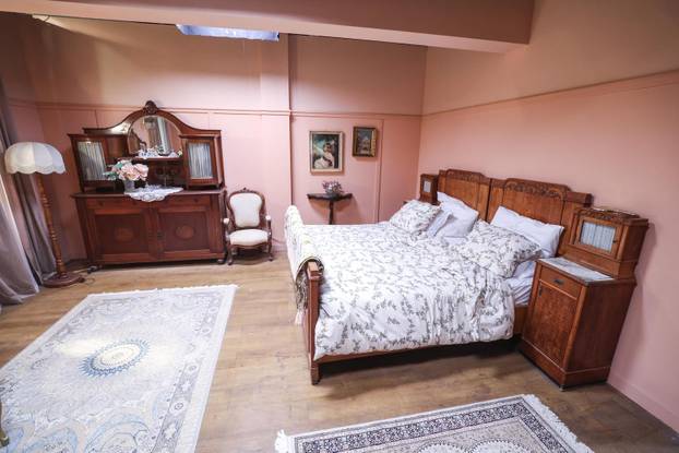 Zagreb: Obilazak kulisa i druženje s glumcima nove serije Divlje p?ele