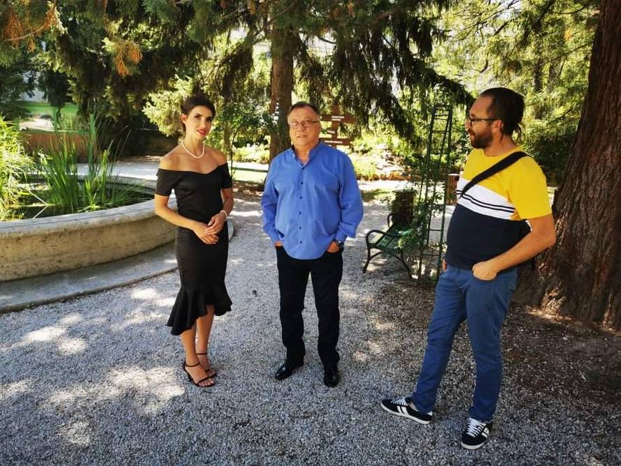 VIDEO Halid ušetao u pekaru i zapjevao kad u kafani ne može