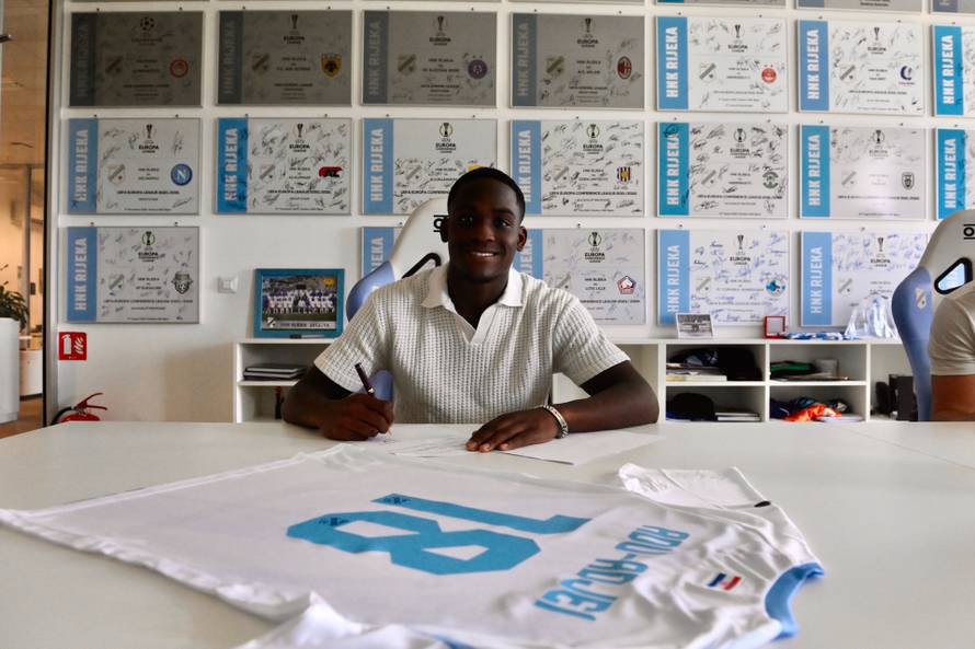 Najava prodaje kluba? Rijeka je dovela špicu iz Bournemoutha: 'Osjetio sam da me jako žele tu'