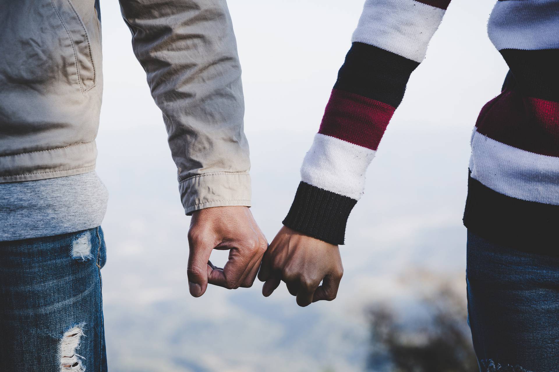 Znakovi da vam je partner u krizi srednjih godina  - evo kako im možete najbolje pomoći