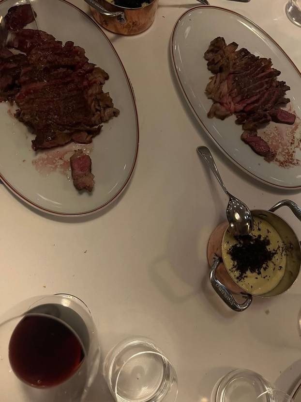 FOTO Skijanje, fina hrana i jako kratka haljinica: Evo kako se Severina provodi u Austriji