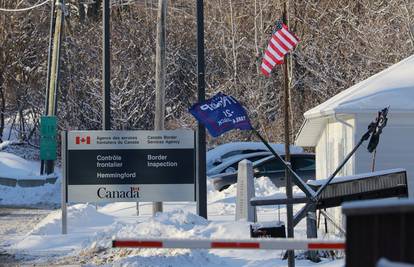 Kanađani se bune protiv Trumpa: Rugaju se himni SAD-a, bojkotiraju njihove proizvode