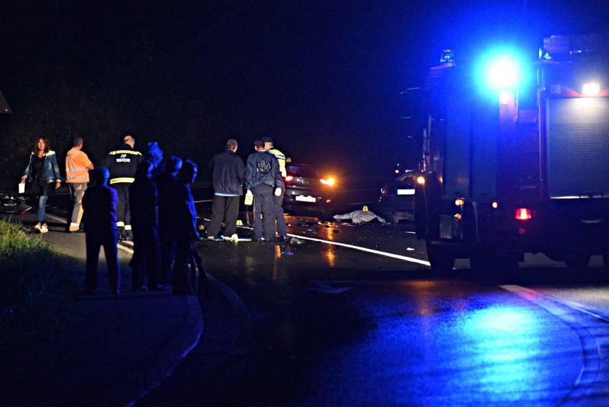 Nepropisno preticao pa izazvao nesreću: Troje ljudi je poginulo