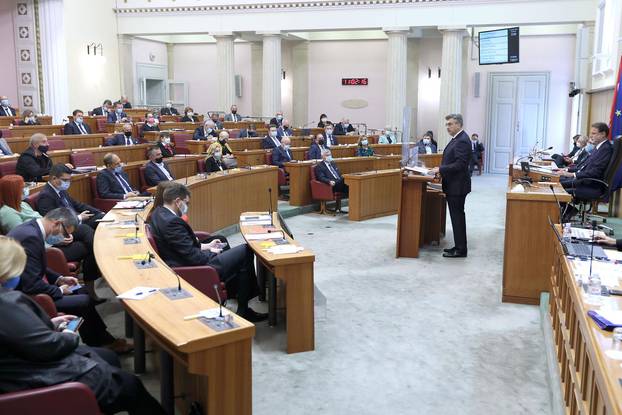 Zagreb: Premijer Plenković Saboru podnio Godišnje izvješće o radu Vlade