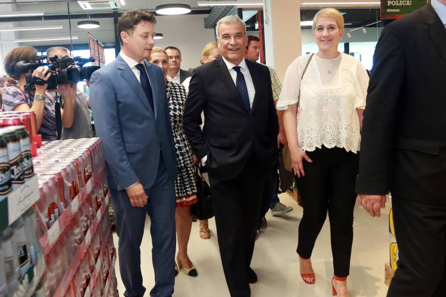 Super Konzum Supetar