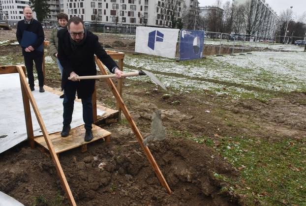 Zagreb: Gradi se nova škola na Knežiji, gradonačelnik Tomašević danas otvorio radove