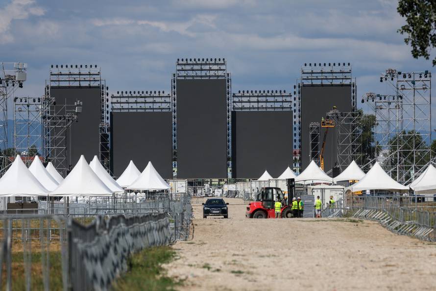 Zagreb: Obilazak Hipodroma uoči koncerta Marka Perkovića Thopsona