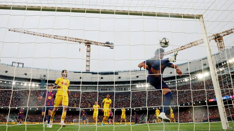 VIDEO Barcelona stavila jednu ruku na trofej, dobila sedmu u nizu u La Ligi. Pogledajte golove