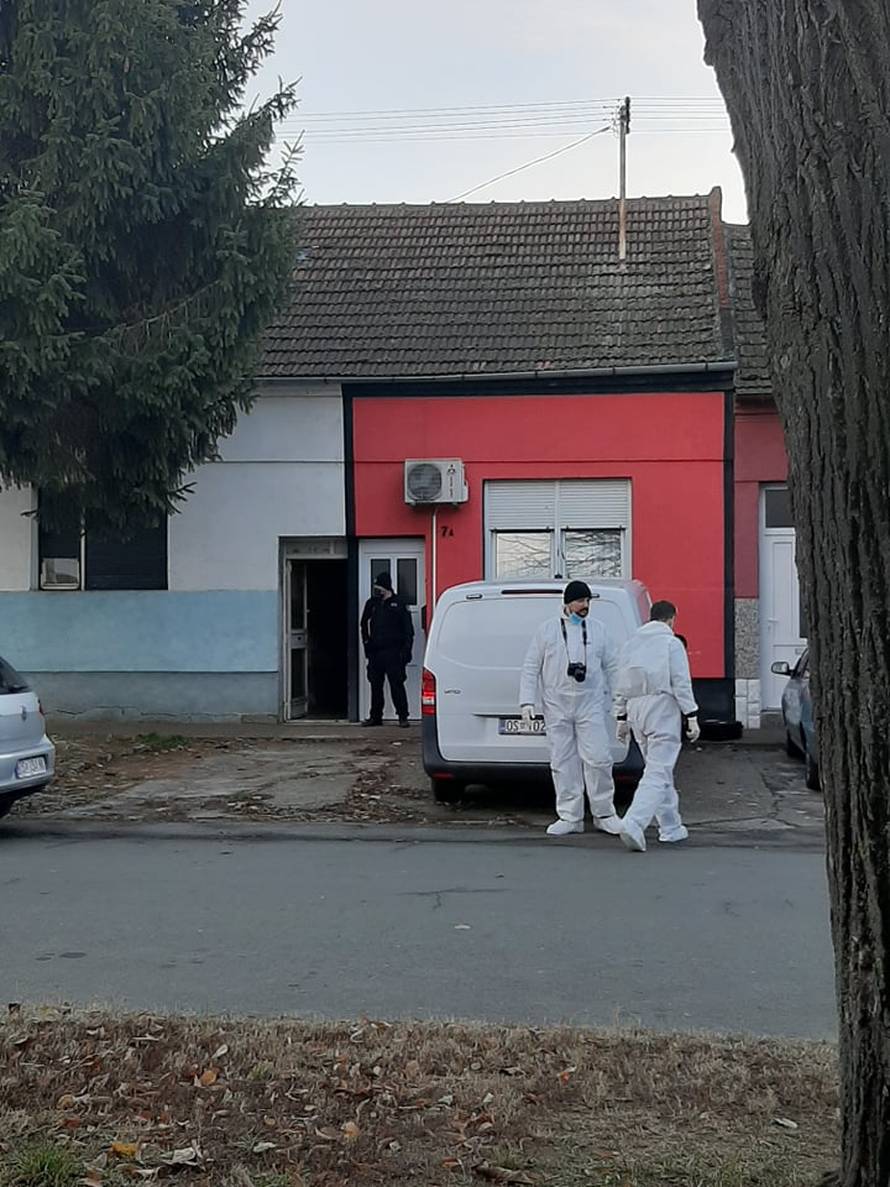 Istraga u Osijeku: U obiteljskoj kući pronašli tijelo mrtve žene, susjedi je vidjeli jučer popodne