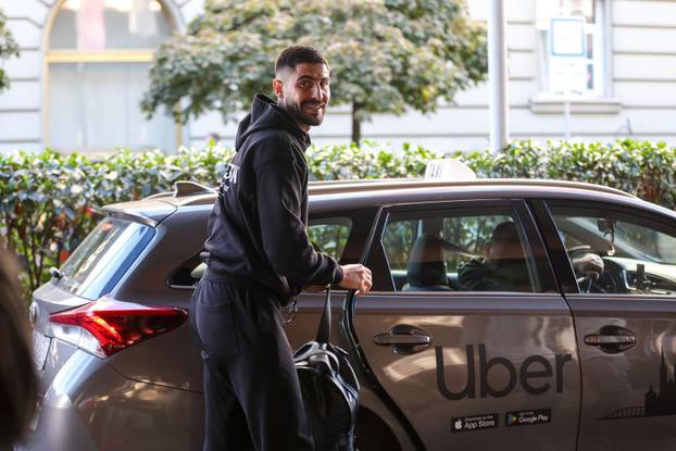 Zagreb: Okupljanje hrvatske nogometne reprezentacije