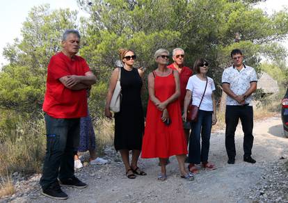 Šibenik: Karanfilima i puštanjem balona obilježeno osnivanje prvog šibenskog partizanskog odreda