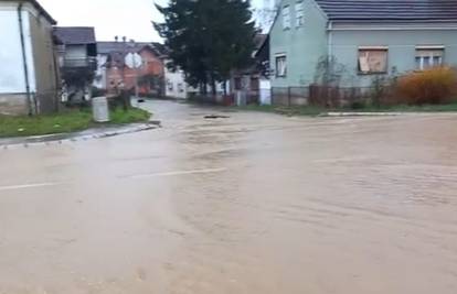 Na sjeverozapadu BiH nabujale rijeke opet prijete poplavama