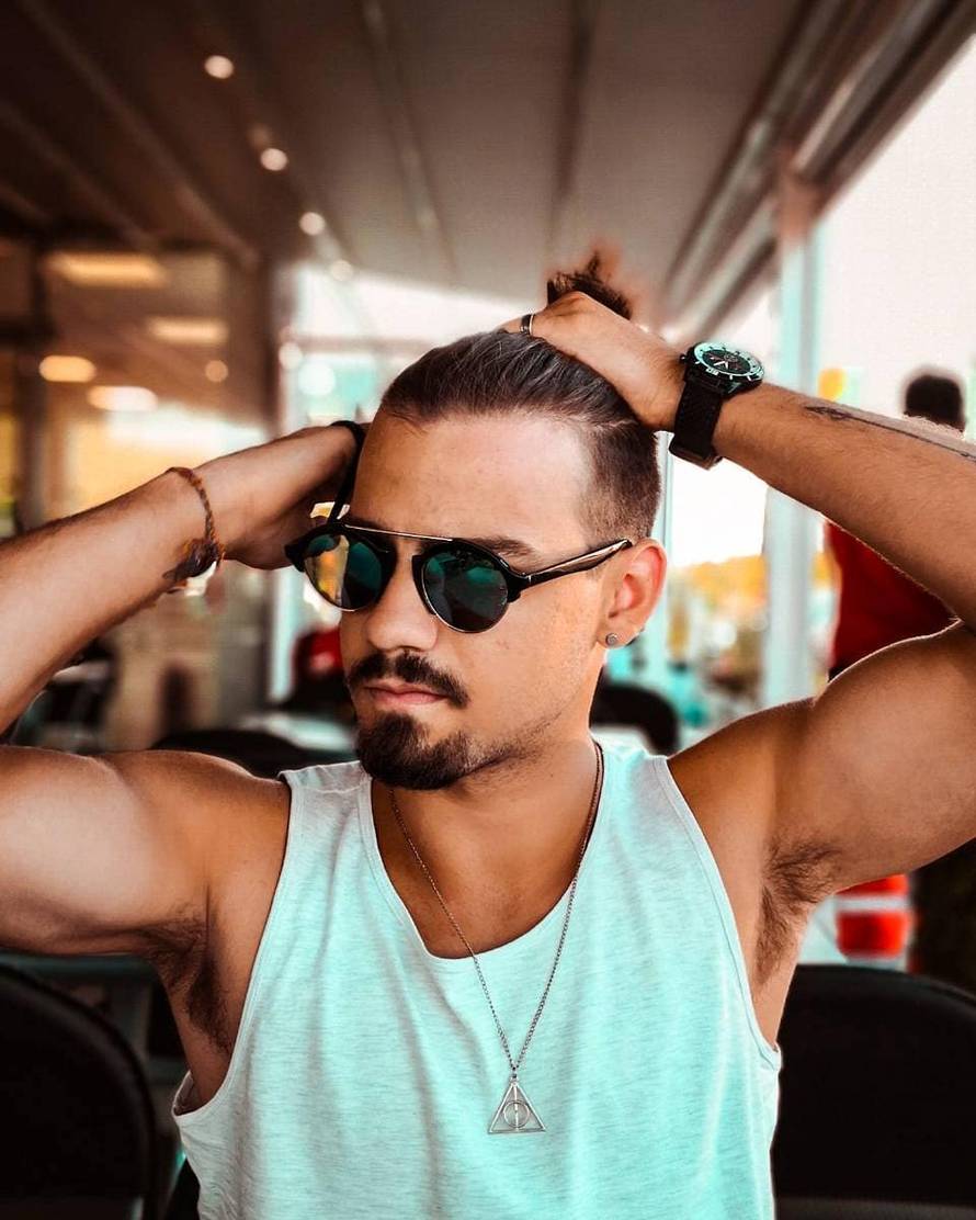 Billy Elliot iz Kikinde: Mnogi su me maltretirali jer sam baletan