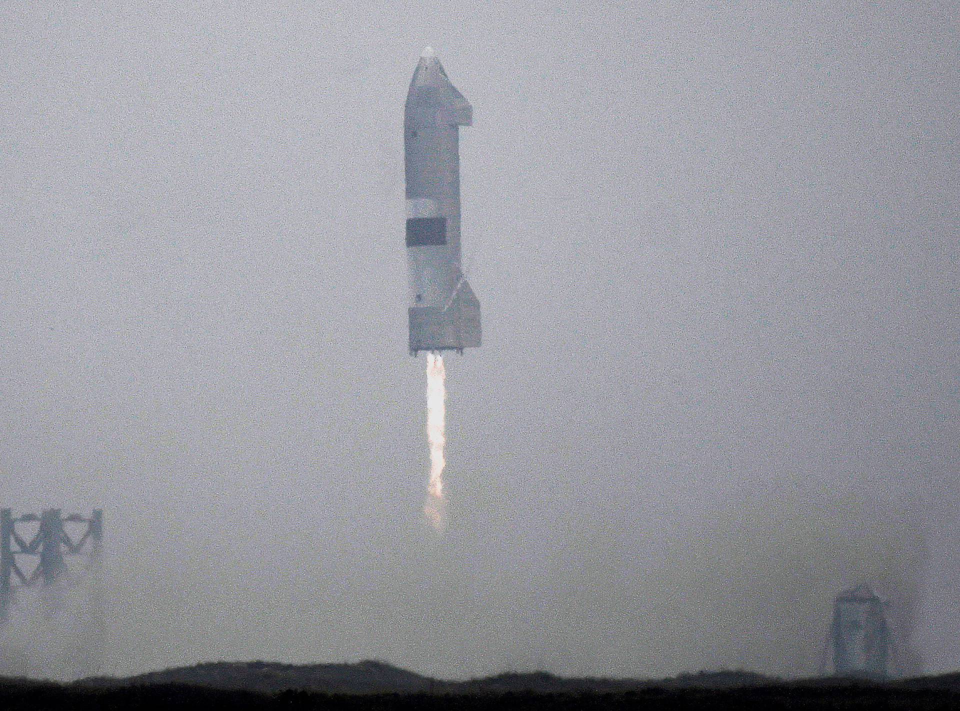 SpaceX conducts test launch of SN15 starship prototype from Boca Chica, Texas