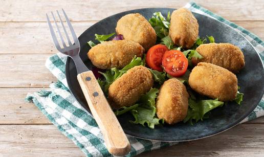 Pileći kroketi sa šunkom i sirom