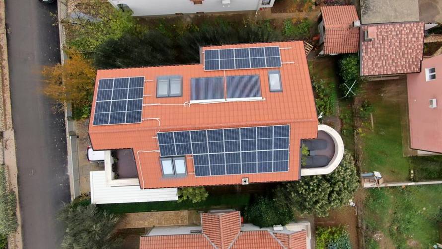 Kako do solarne elektrane bez papirologije, stresa i dodatnih troškova?