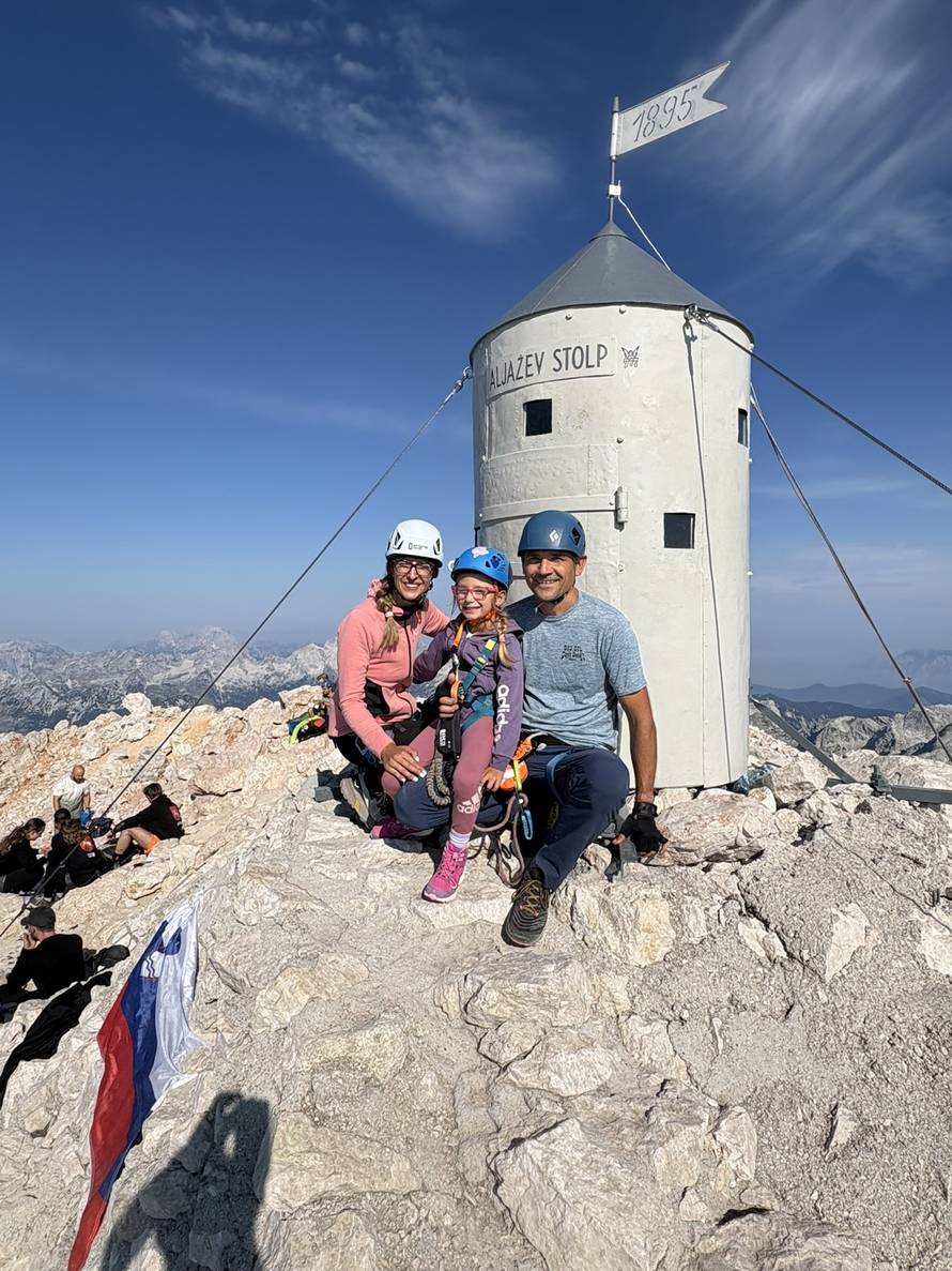 Angela (7) je djevojčica bez granica! 'Ne idem još ni u školu, a već sam osvojila Triglav'