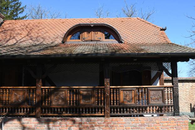 Podravske Sesvete: Umjetnička etno kuća Luka