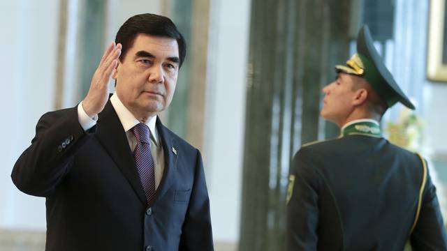 Russian President Putin visits Turkmenistan