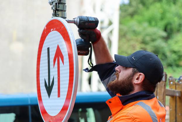 Zagreb: Postavljanje novih informacijskih ploča o novoj zoni parkinga