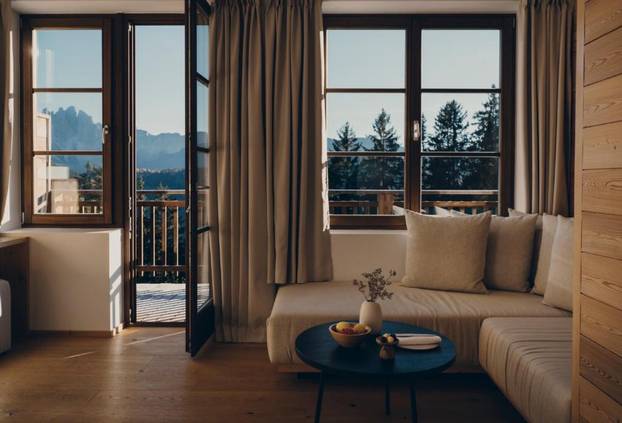 Ovo je jedan od najljepših zimskih resorta u Italiji, a pogled na Dolomite sve govori