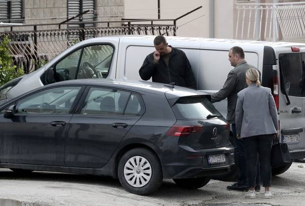 Split: USKOK priveo Ivana Lesandrića zbog bespravne gradnje kuće u Katunima