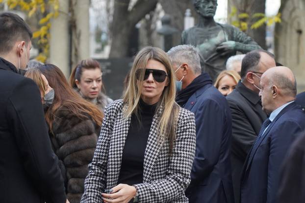 Beograd: Sprovod Milutina Mrkonjića, počasnog predsjednika Socijalističke partije Srbije