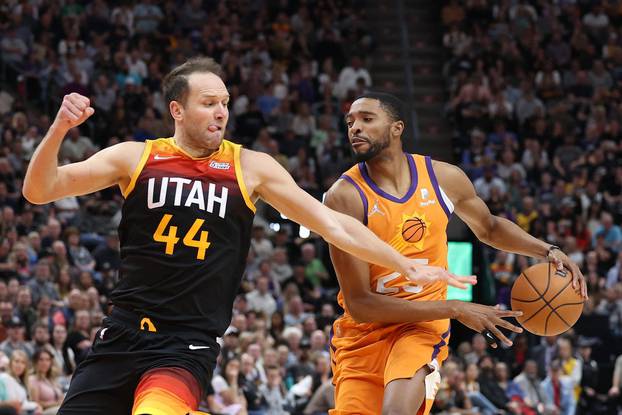 NBA: Phoenix Suns at Utah Jazz