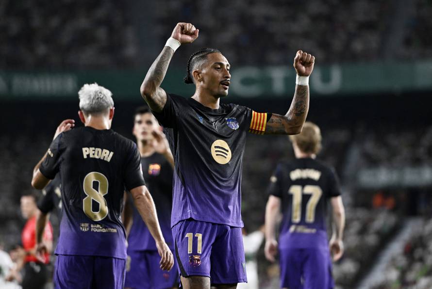 LaLiga - Elche v FC Barcelona