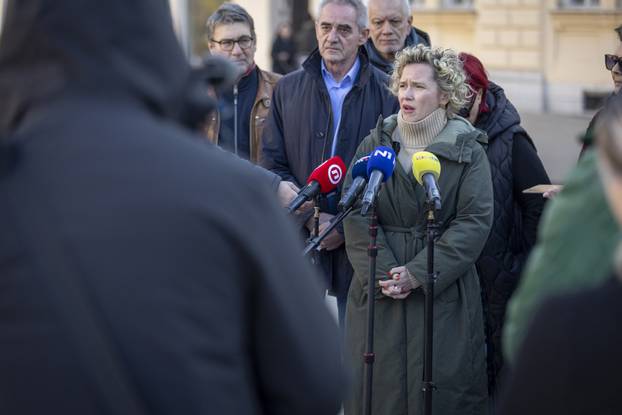 Osijek: Ivana Kekin održala konferenciju za medije