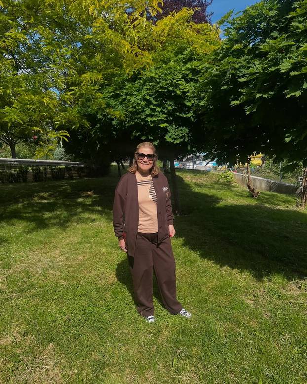 FOTO Mama Cristiana Ronalda nosi komplet od samo 17,99 €